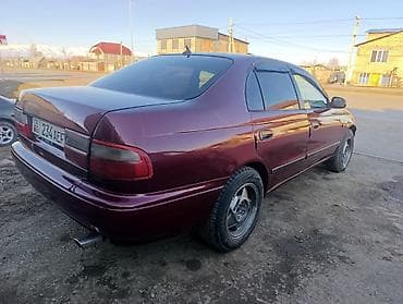 Toyota: Toyota Carina: 1995 г., 1.8 л, Механика, Бензин, Седан — 4