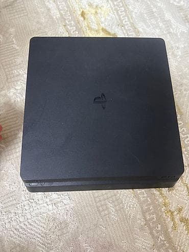 vr ps4: PlayStation 4 Slim (чёрная, компактный корпус). В комплекте два — 3