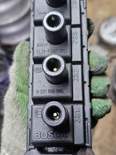 Детали двигателя и моторы в сборе: Катушка зажигания BMW 1995 г., Б/у, Оригинал, Германия — 2