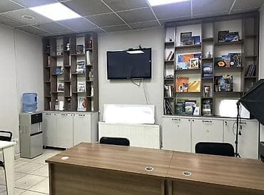 американское посольство: Аренда офисов, 15 м², 1 линия, С оборудованием, С отдельной кухней — 2