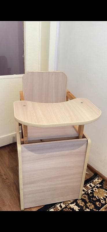 стол стул для кормления деревянный: Детский трансформируемый комплект стульчик-столик. Особенности: - — 2