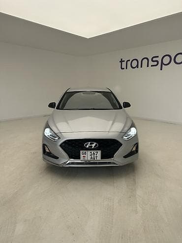 горить: Hyundai Sonata: 2017 г., 2 л, Автомат, Бензин, Седан — 2