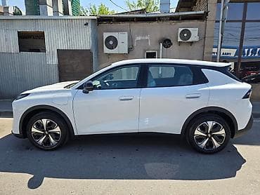 daewoo spark: 11800 $ 51.9 kWh 506 Max) Характеристика: • Электрический кроссовер • — 5