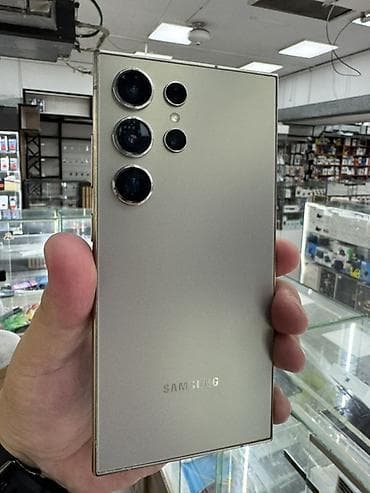 Samsung Galaxy S24 Ultra (SM‑S928N) - Цвет: светло-золотистый