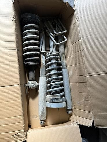 Комплект амортизаторов Ford 2019 г., Б/у, Оригинал, США