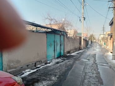 Үйдү ижарага алам: Үй, 5 кв. м, 4 бөлмө, Менчик ээси, Эски ремонт — 1