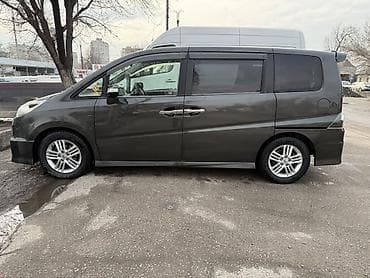 sudaru forester: Honda Stepwgn: 2008 г., 2 л, Автомат, Газ, Минивэн — 2