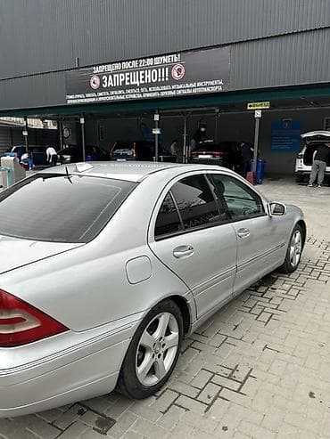a class: Mercedes-Benz C-Class: 2002 г., 3.2 л, Автомат, Бензин, Седан — 6