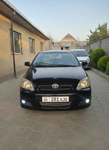 Toyota Corolla: 2004 г., 1.4 л, Механика, Бензин, Хэтчбэк