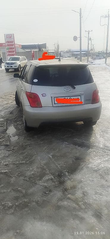 дверь на тойота ист: Toyota Ist: 2003 г., 1.5 л, Автомат, Бензин, Хэтчбэк — 3