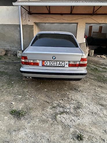 машинка для кнопка: BMW 5 series: 1993 г., 2.5 л, Механика, Бензин, Седан — 5