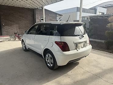 каропка мтз80: Toyota Ist: 2003 г., 1.5 л, Автомат, Бензин, Хэтчбэк — 3