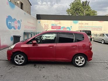 Honda Jazz: 2008 г., 1.3 л, Кол менен иштөөчү, Бензин, Универсал lalafo.kg да Honda Jazz: 2008 г., 1.3 л, Кол менен иштөөчү, Бензин, Универсал