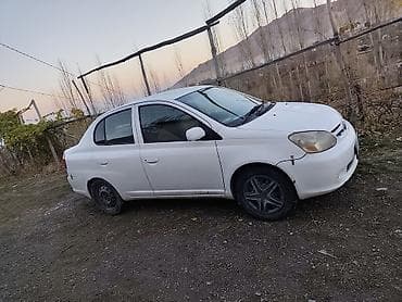Toyota Platz: 2003 г., 1.5 л, Автомат, Бензин, Седан — 2