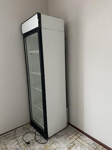 втринный холодильник: Для напитков — 3