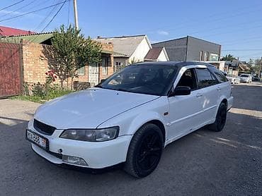 два авто: Honda Accord: 2001 г., 2.3 л, Автомат, Бензин, Универсал — 1