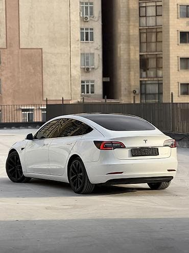 tesla model x: Tesla Model 3: 2020 г., Электромобиль — 4