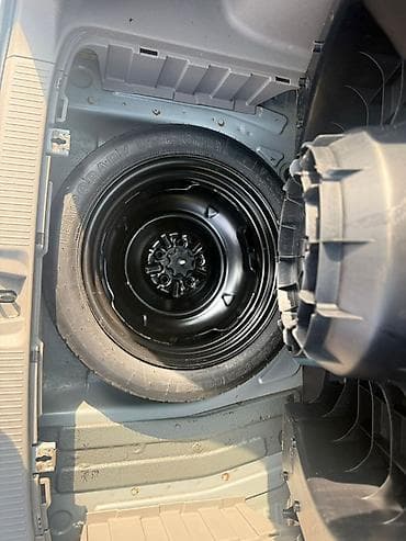 Toyota: Toyota Matrix: 2005 г., 1.8 л, Автомат, Бензин, Хэтчбэк — 9