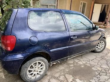 Унаа: Volkswagen Polo: 2001 г., 1.4 л, Кол менен иштөөчү, Бензин, Хетчбек — 4