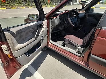 гидроусилители: Volkswagen Passat: 1990 г., 1.8 л, Механика, Бензин, Седан — 4