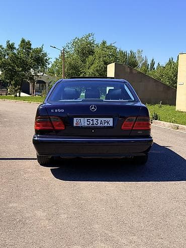 сибирия: Mercedes-Benz E-Class: 1999 г., Автомат, Бензин — 3