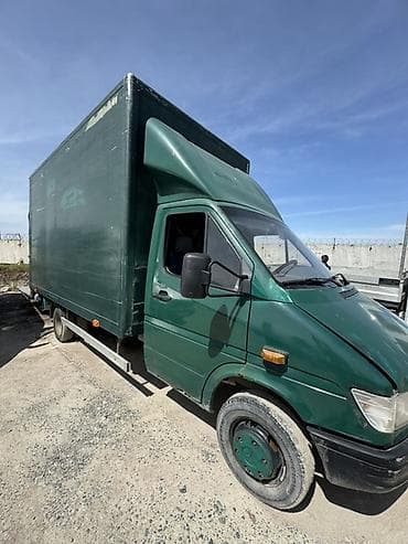 sprinter 515: Легкий грузовик, Mercedes-Benz — 2