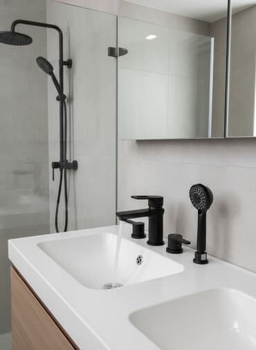 смисители: Набор смесителей для ванной комнаты K.YU D черного цвета. Включает — 1