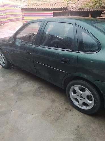 воз: Opel Vectra: 1998 г., 1.5 л, Механика, Бензин, Седан — 4