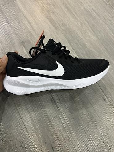 nike react: Кроссовки Nike (модель для бега/тренировок), цвет: черный с белыми — 2
