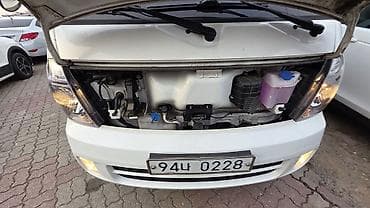 Kia BONGO: 2019 г., 2.5 л, Автомат, Дизель, Фургон — 5