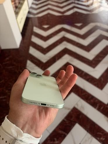 IPhone 15, цвет Mint (светло‑зеленый) - Экран 6.1" Super Retina XDR с