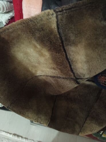 Киреге берилүүчү кийимдер: Дублёнка, Классикалык модель, Тизеден, Стандарт — 1