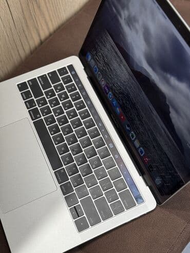 колонка комбик: MacBook Pro Продается 
Состояние хорошая — 4