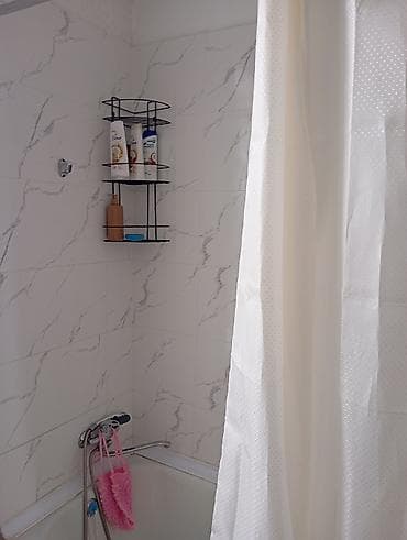 дом аламидинский рынок: Продаётся дом барачного типа с закрытым двором. - Тип: одноэтажный — 10