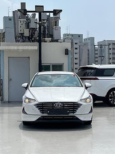 Hyundai Sonata: 2021 г., 2 л, Автомат, Газ, Седан at lalafo.kg Hyundai Sonata: 2021 г., 2 л, Автомат, Газ, Седан