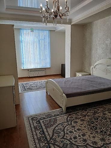 Квартиры: 3 комнаты, Асанбай мкр Агентство недвижимости, Можно с животными, от 6 месяцев, С мебелью полностью — 4