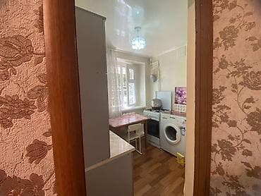 комсомол квартира: 1 комната, 30 м², 104 серия, 1 этаж, Косметический ремонт — 5