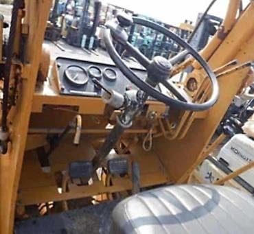 мини погрузчик фронтальный: Погрузчик, Komatsu, Колесный, Фронтальный — 2