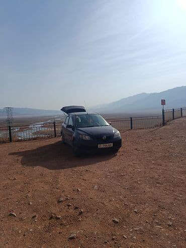 дом на обмен: Mazda 3: 2004 г., Бензиновая, Хэтчбэк — 5