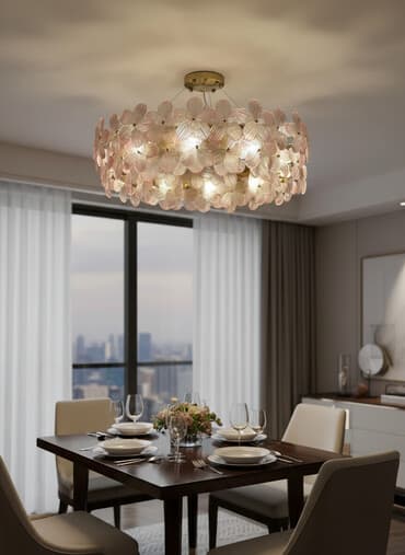 Потолочная люстра с цветочным декором из стекла - Тип: потолочная at lalafo.kg Потолочная люстра с цветочным декором из стекла - Тип: потолочная