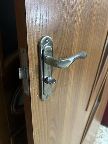 дверь цена: Продаю 2 Межкомнатные двери из МДФ/ДСП с отделкой под натуральное — 4