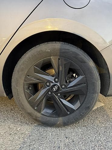 Транспорт: Hyundai Avante: 2022 г., 1.6 л, Автомат, Гибрид, Седан — 9