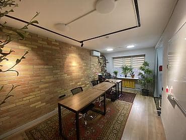 фрунзе советская: Сдается офис (без мебели) 
Пересечение Толостого/Байтик баатыра — 1