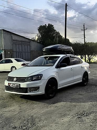 чанган юни с: Volkswagen Polo: 2018 г., 1.6 л, Механика, Газ, Седан — 9