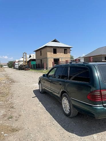кассеты аудио: Mercedes-Benz E-Class: 2001 г., Универсал — 3