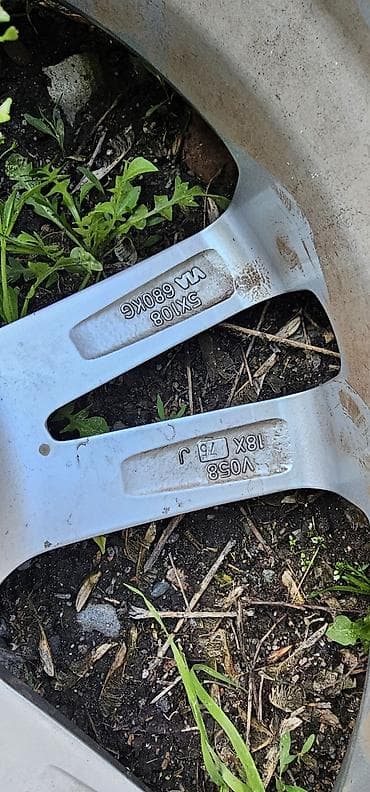 диски на вольво: Литые Диски R 18 Комплект, отверстий - 5, Б/у — 3