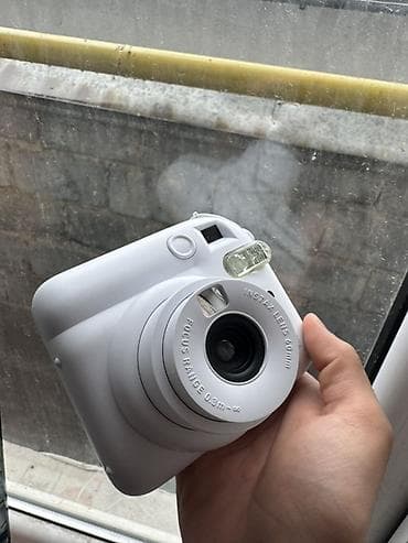 canon eos 60d: FUJIFILM Instax mini 12 — мгновенная камера, цвет Clay White — 4