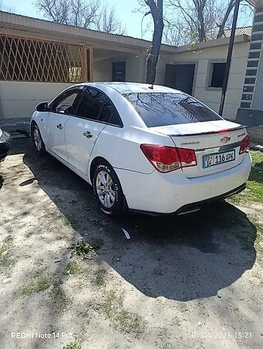 mini ev: Chevrolet Cruze: 2012 г., Механика, Бензин, Седан — 5