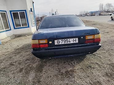 Audi: Audi 80: 1988 г., 2 л, Механика, Бензин, Седан — 3
