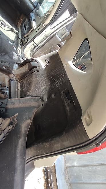 e500 124: Глубокая химчистка салона автомобиля с разбором Что делаем: - Полный — 7